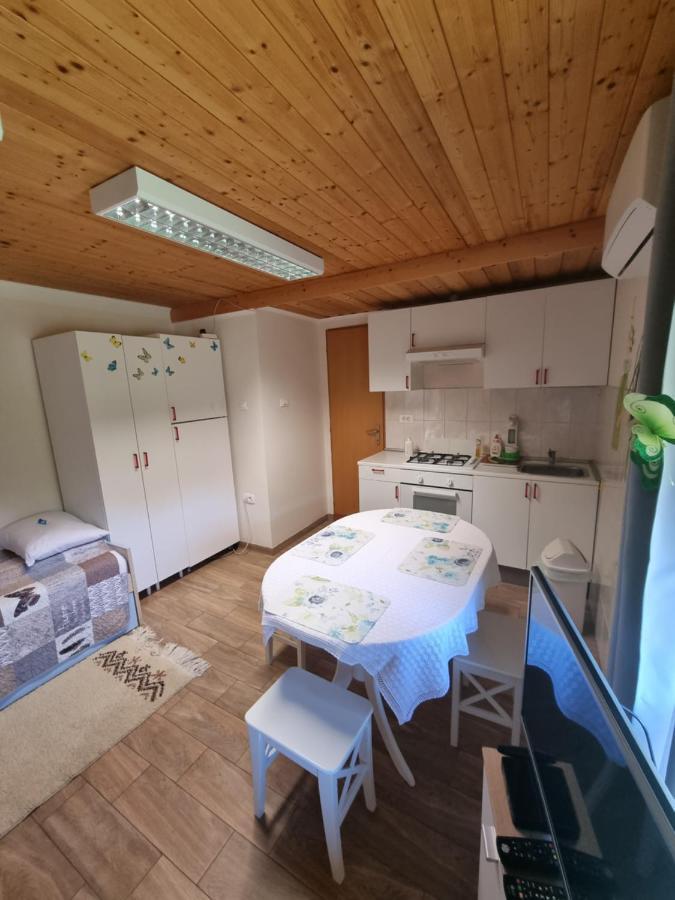 Dobra Hisa Zdravja Cicarija Hotell Golac Eksteriør bilde